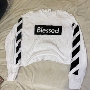 Long sleeve crop top